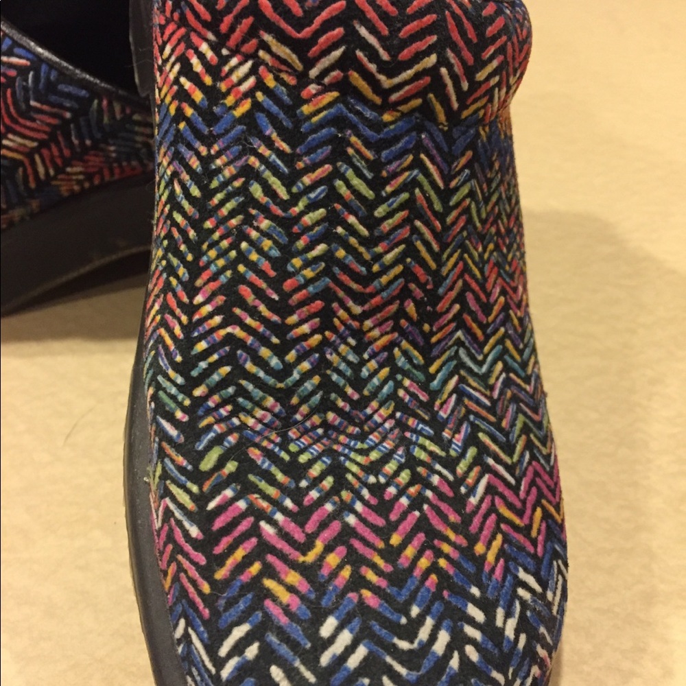 Sanita Clogs~ BEAUTIFUL!